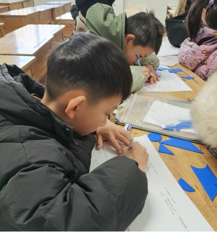 睢寧縣成功舉辦青少年科技模型大賽604.png