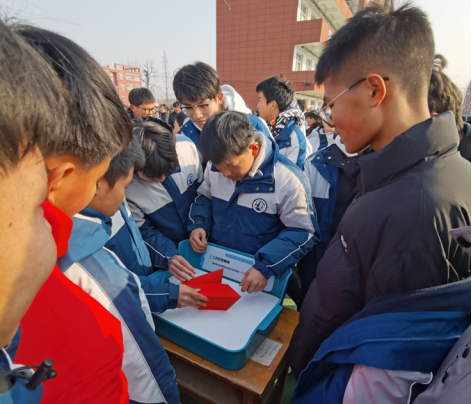 睢寧縣科協(xié)“科普進基層 科技伴成長”活動走進魏集中學439.png