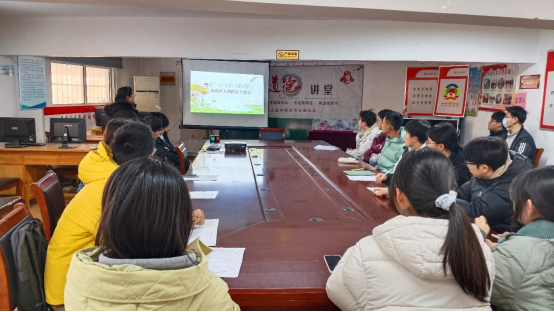 泉山區(qū)苑南社區(qū)開(kāi)展“護(hù)苗”網(wǎng)絡(luò)安全科普宣傳活動(dòng)